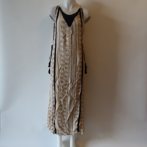 TINA DEMEL Dresses & Skirts - NWT TINA DEMEL SLEEVELESS TRIBAL MAXI DRESS M *